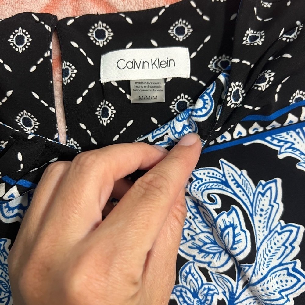 #66 Calvin Klein blouse - Picture 6 of 6